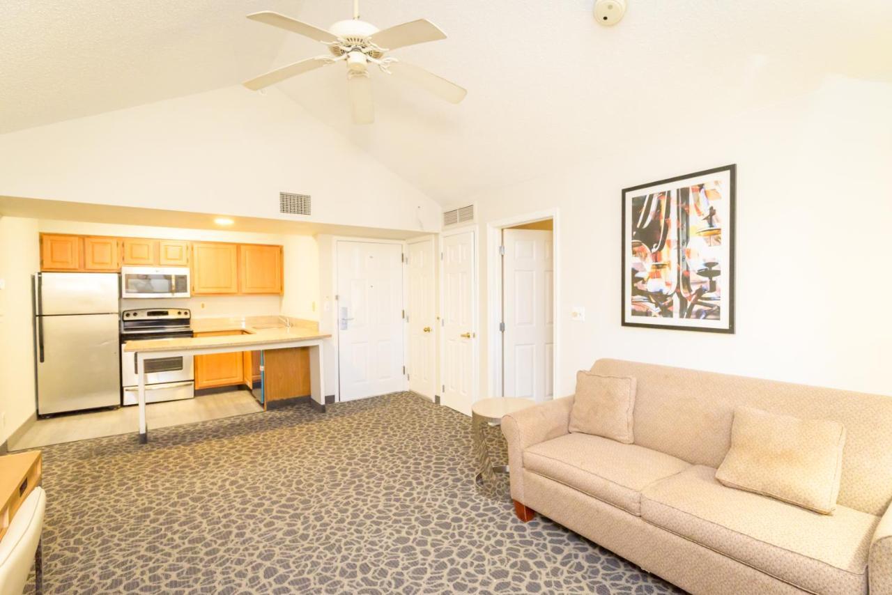 Philadelphia Suites At Airport - An Extended Stay Hotel المظهر الخارجي الصورة
