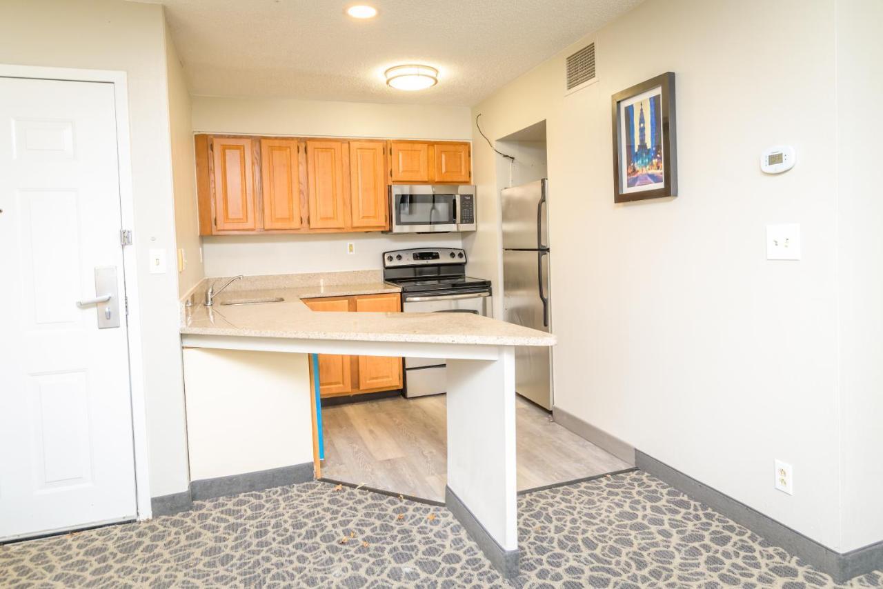 Philadelphia Suites At Airport - An Extended Stay Hotel المظهر الخارجي الصورة