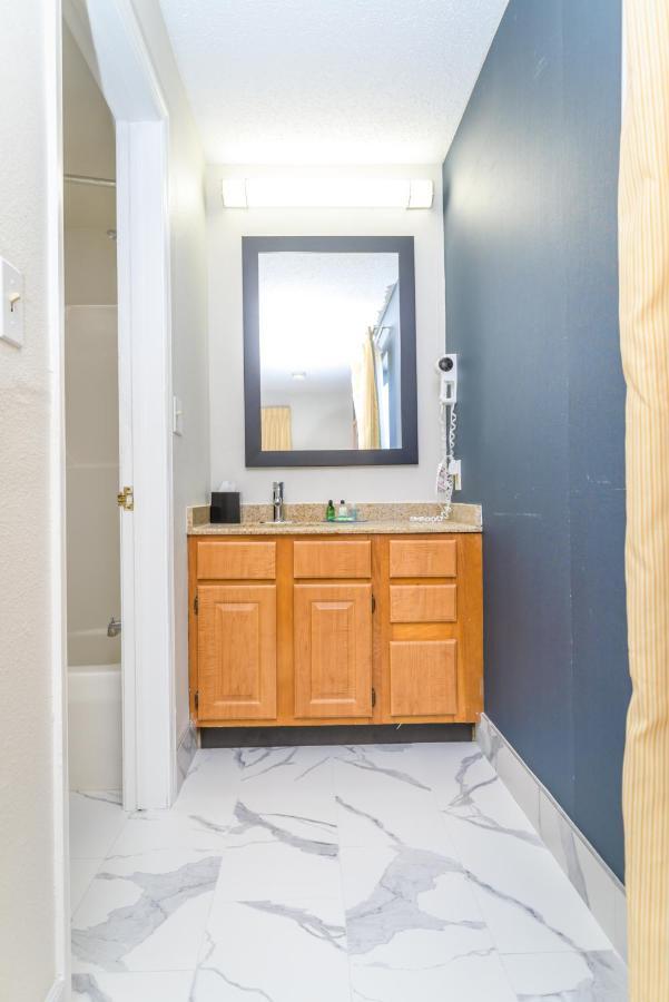 Philadelphia Suites At Airport - An Extended Stay Hotel المظهر الخارجي الصورة